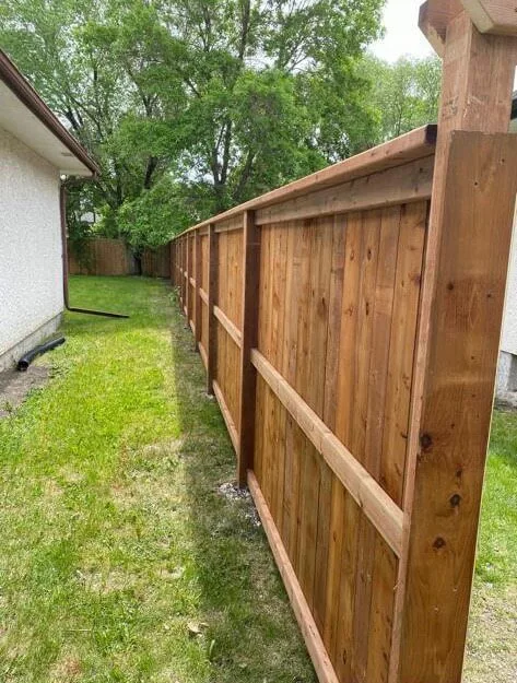 Winnipeg Wood Fence Installation