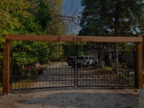 custom fencing & gates